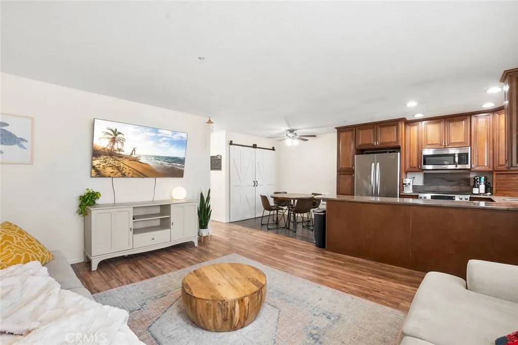 Imperial Beach, CA 91932,631 7th Street #11