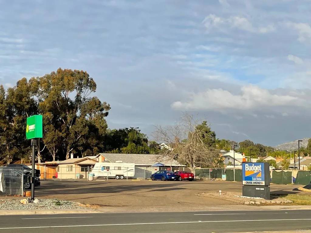 Poway, CA 92064,13056 Poway