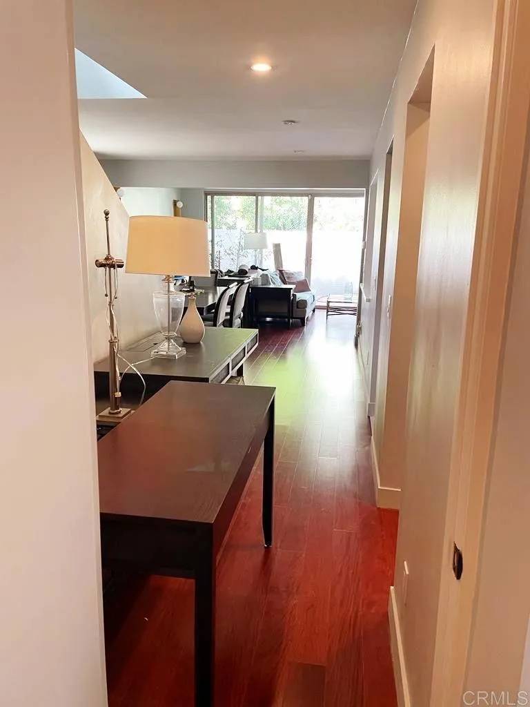 West Hollywood, CA 90069,9042 Phyllis Avenue