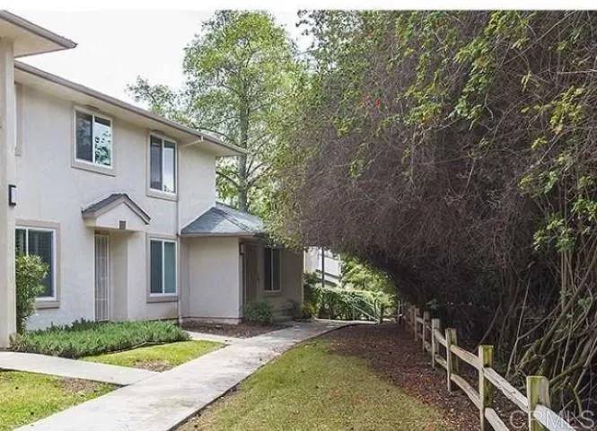 Santee, CA 92071,10654 King Phillip Ct