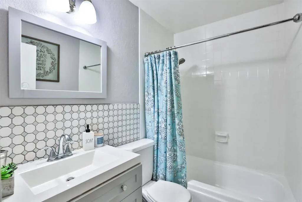 Chula Vista, CA 91910,763 Neptune Court