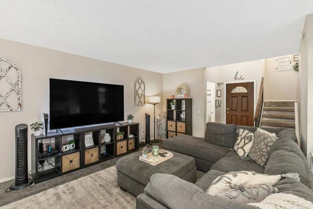 El Cajon, CA 92019,1170 Via Loma Vista Drive