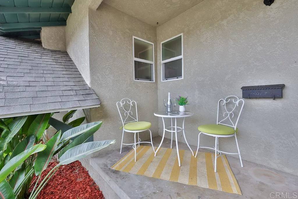 San Diego, CA 92139,2834 Rockne Street