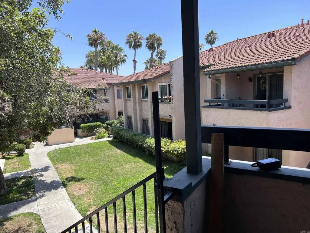 San Ysidro, CA 92173,883 W San Ysidro Boulevard #2