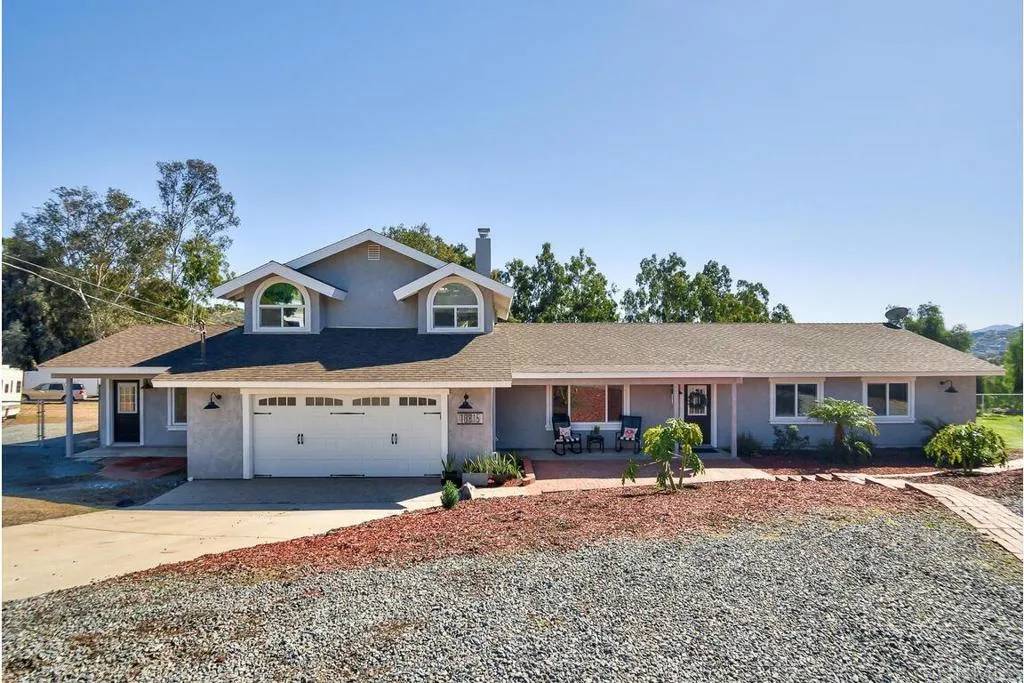 Lakeside, CA 92040,10815 Vista Camino