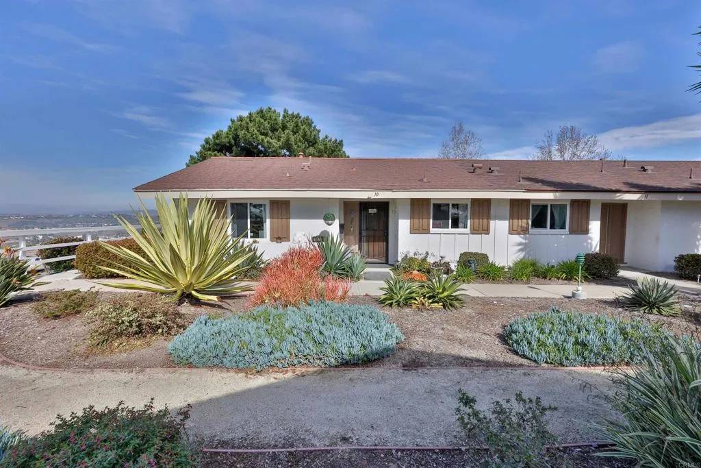 Oceanside, CA 92057,3660 Vista Campana N #10