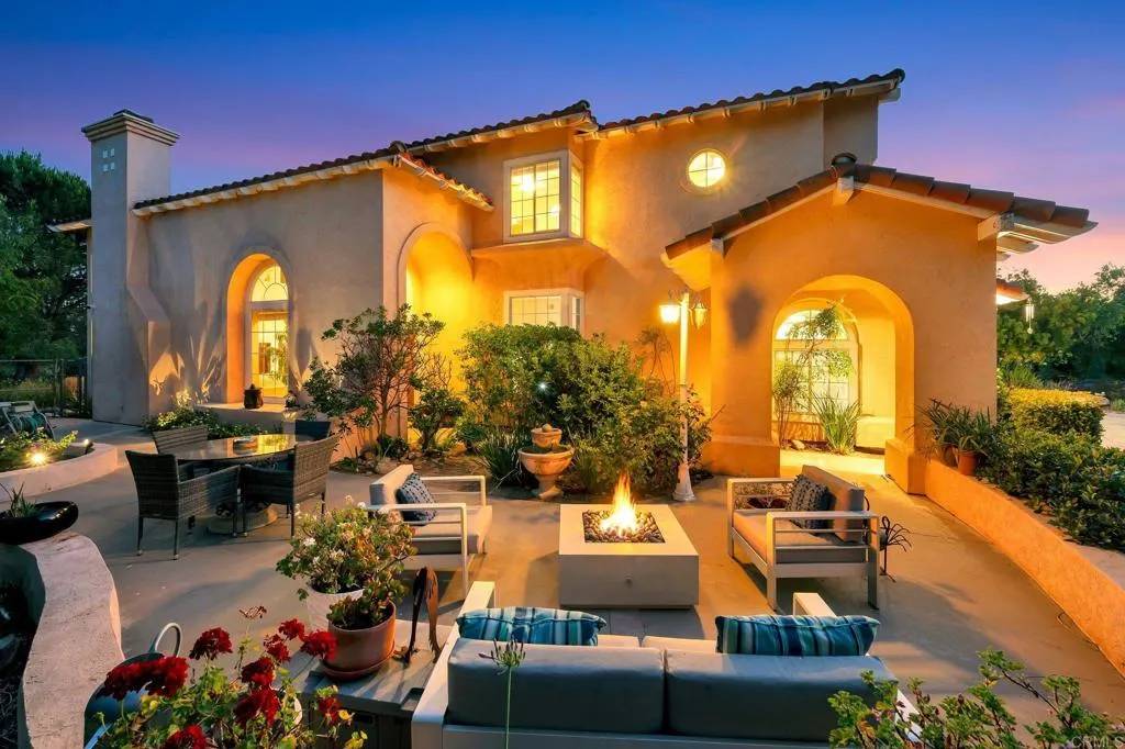 Jamul, CA 91935,3738 Hidden Trail Drive