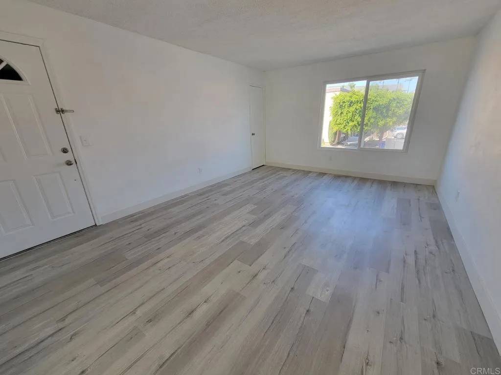 East San Diego, CA 92105,1631 Pentecost Way #5