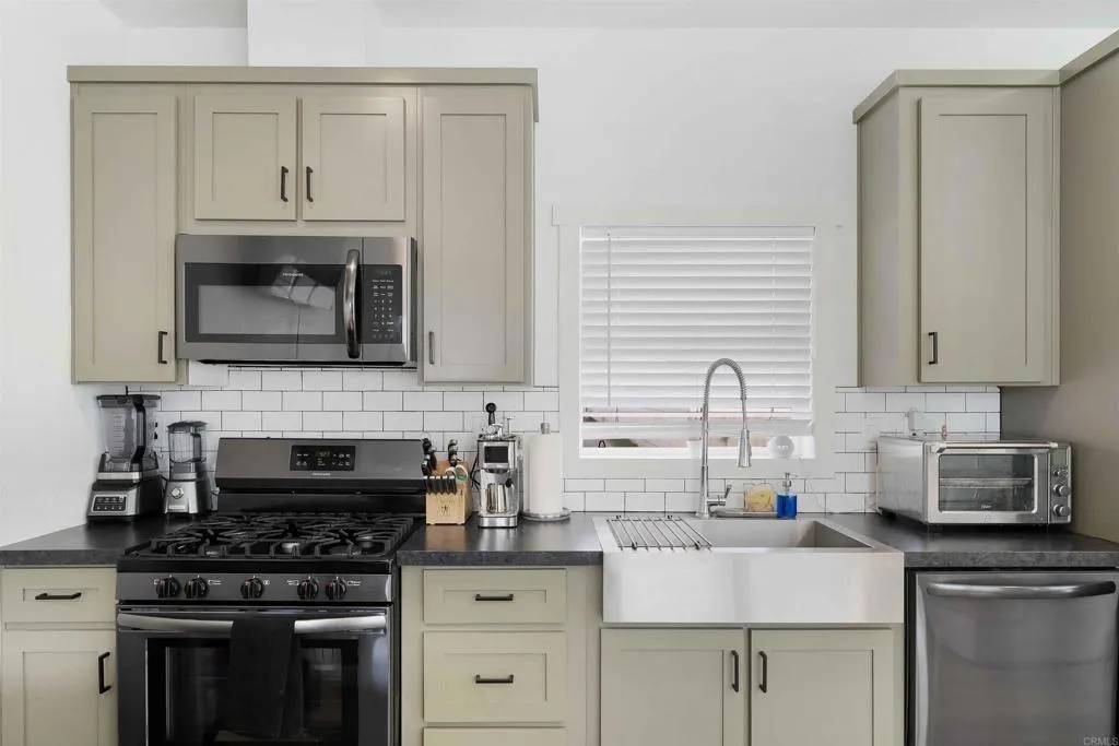 El Cajon, CA 92021,1369 E Main #29