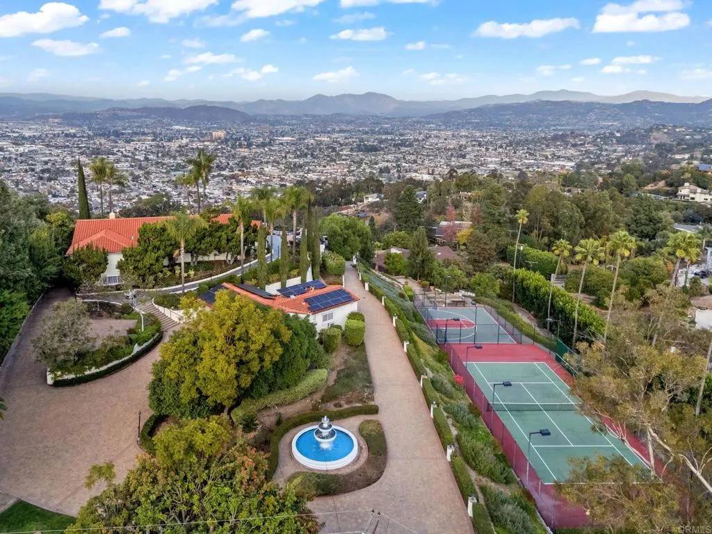 La Mesa, CA 91941,10310 Fuerte Drive