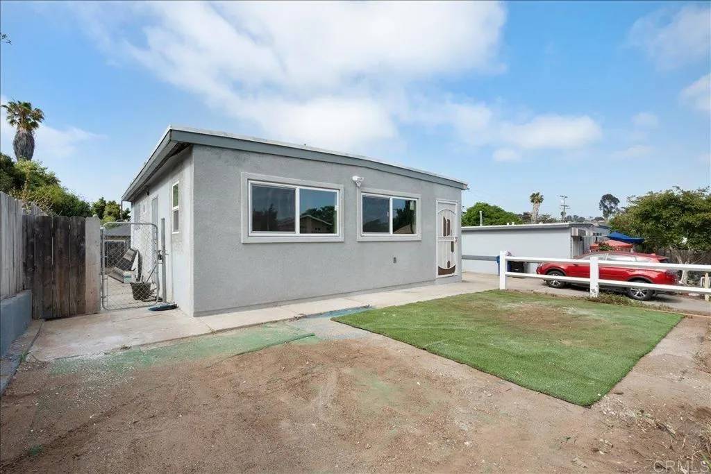 San Diego, CA 92113,3260 Steel Street