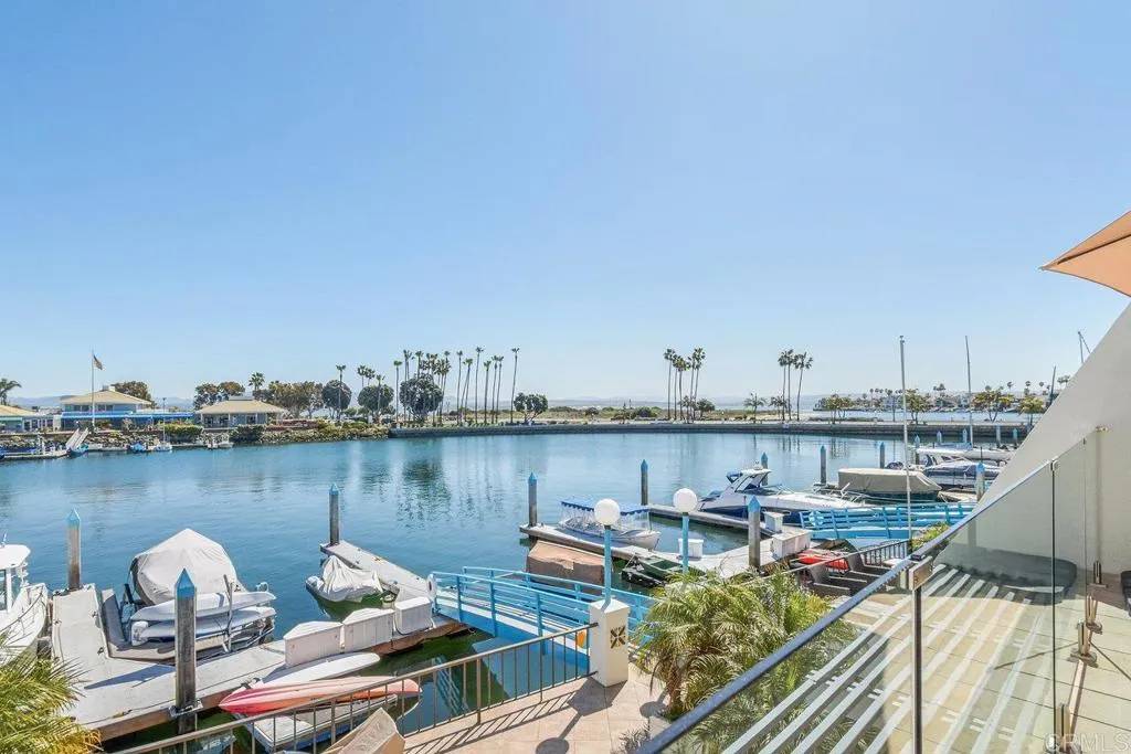 Coronado, CA 92118,30 Antigua ct