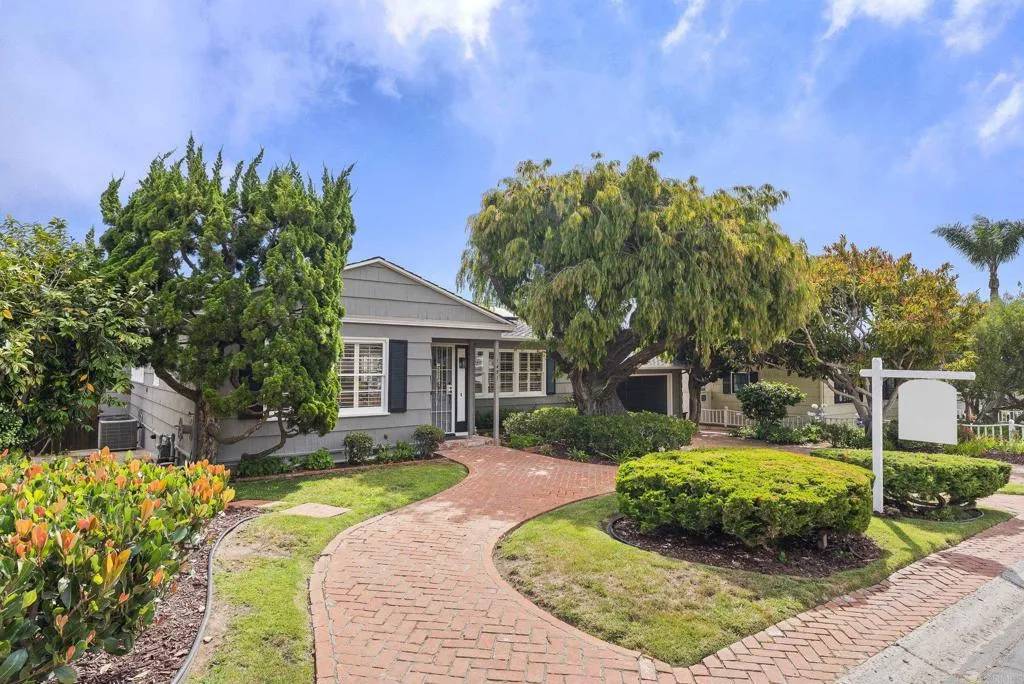 San Diego, CA 92107,1451 Savoy Circle