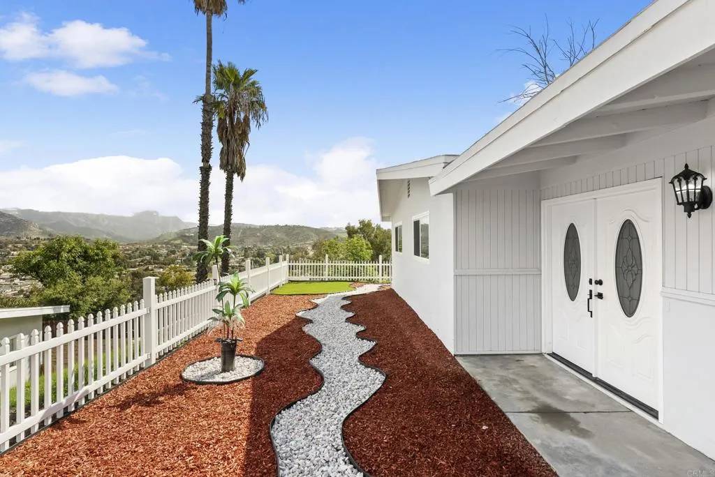 Lakeside, CA 92040,12882 Castle Court Dr