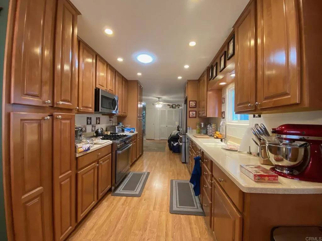 Chula Vista, CA 91913,1925 Otay Lakes Rd #172