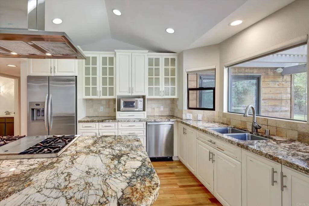 San Diego, CA 92131,10755 Atrium Dr