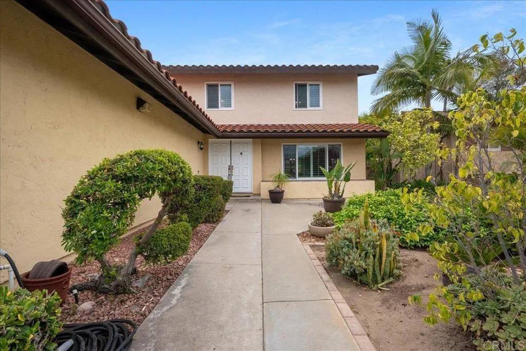 El Cajon, CA 92020,1943 Belmore Court