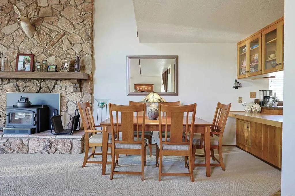 Pine Valley, CA 91962,8551 Foothill Boulevard