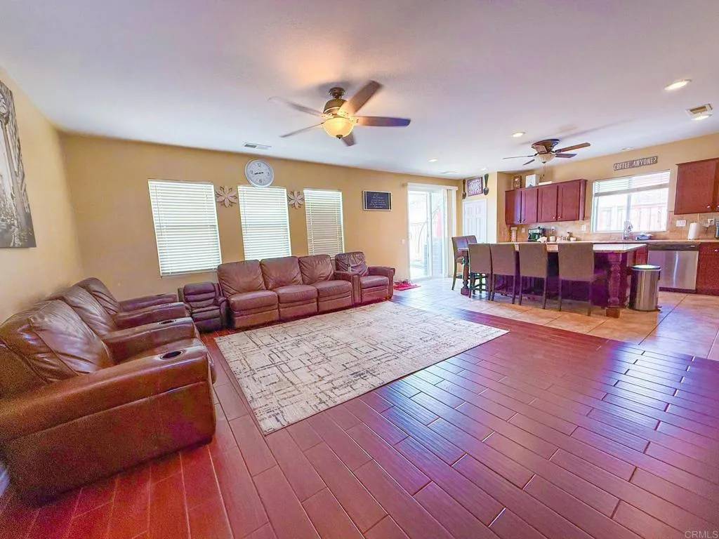 Hemet, CA 92545,963 Silver Dust Trail