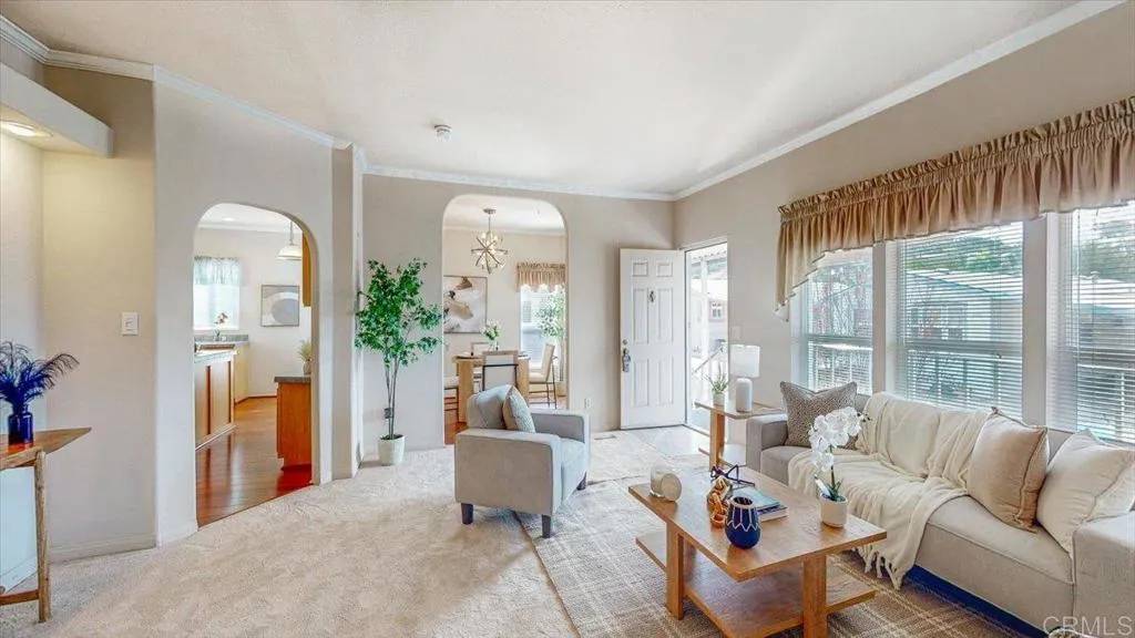 El Cajon, CA 92019,716 S. 2nd St. #197