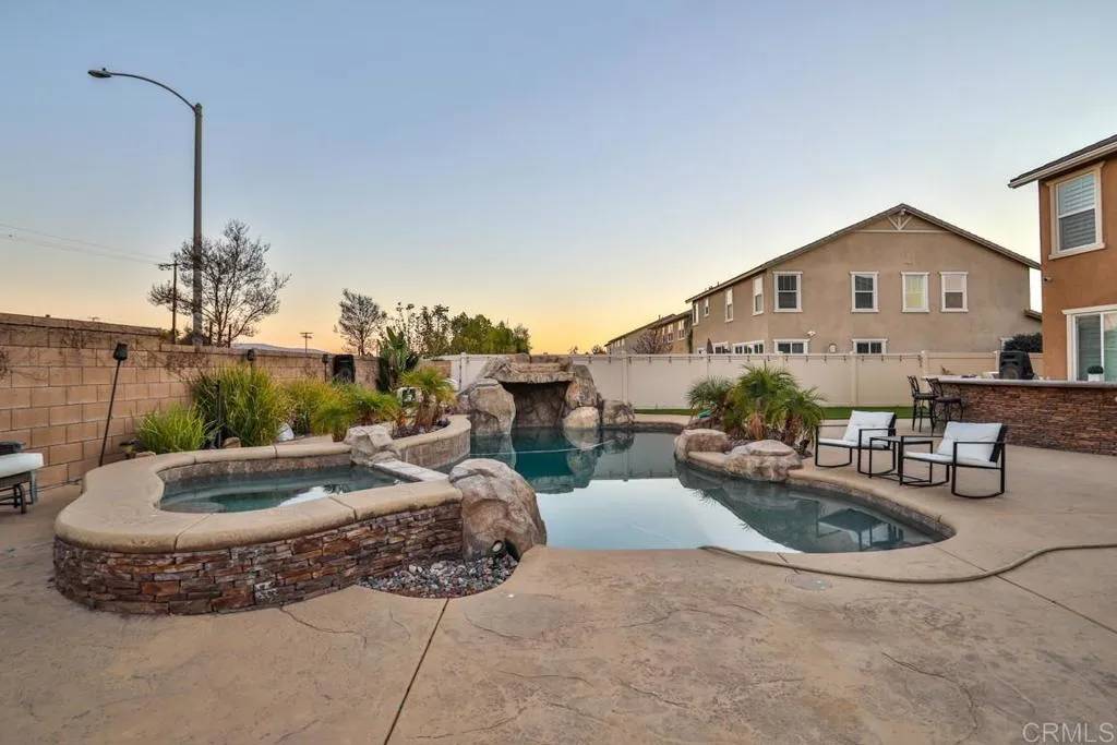 Murrieta, CA 92563,37414 Valley Spring Way