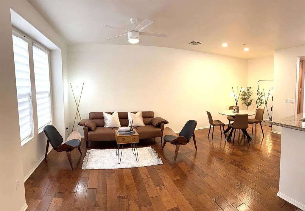 San Diego, CA 92130,10653 Golden Willow #139