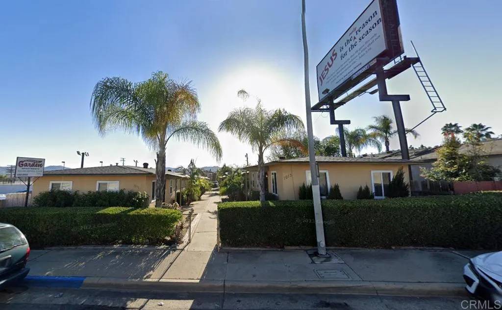 El Cajon, CA 92020,1011 El Cajon Boulevard
