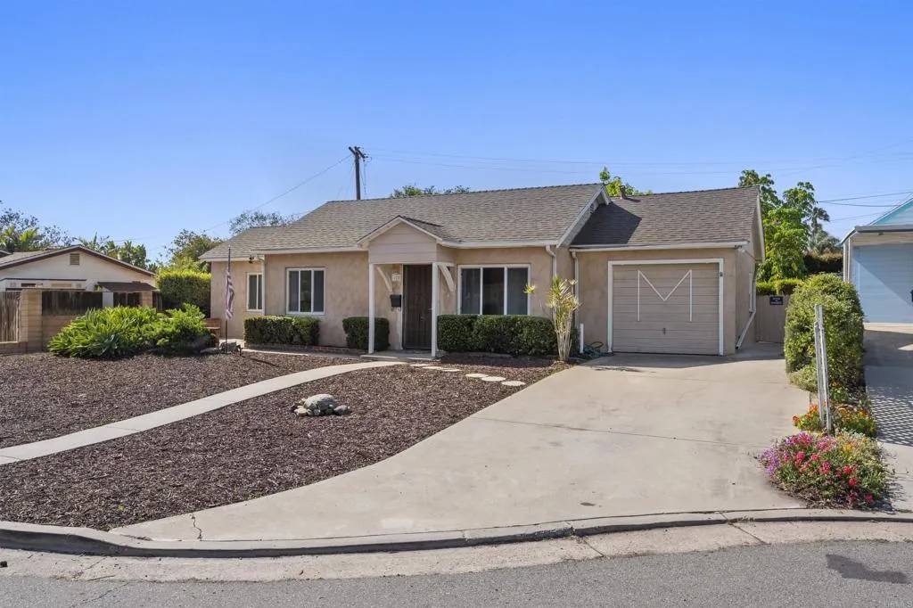 Chula Vista, CA 91910,127 ROOSEVELT ST