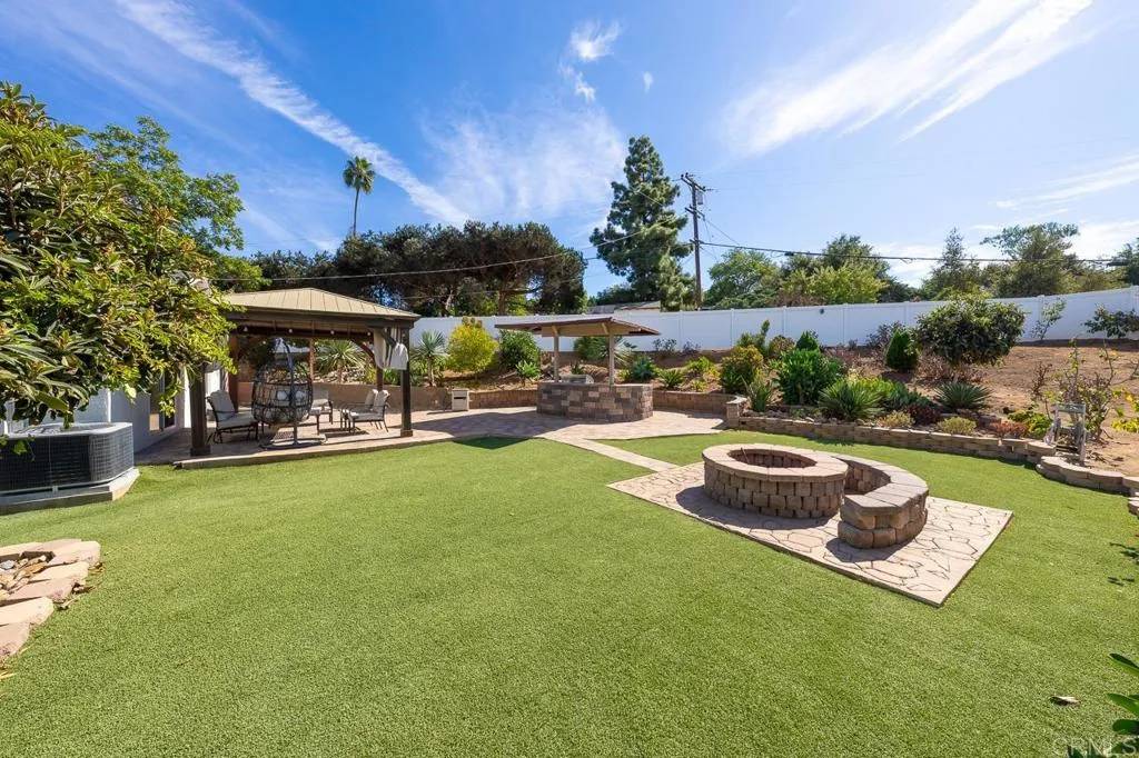 El Cajon, CA 92020,1661 Grove Road