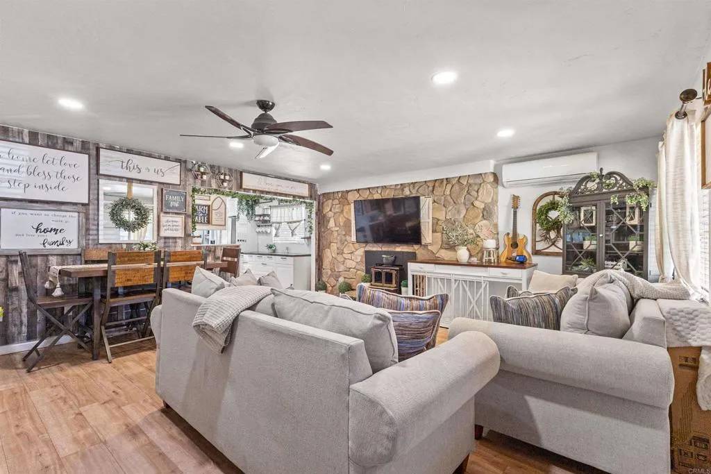 El Cajon, CA 92021,310 Lila Lane