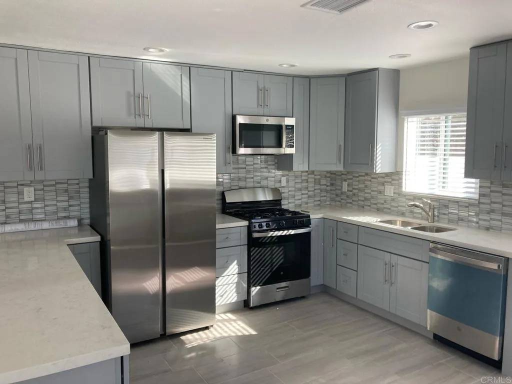 Santee, CA 92071,8615 Placid View #A