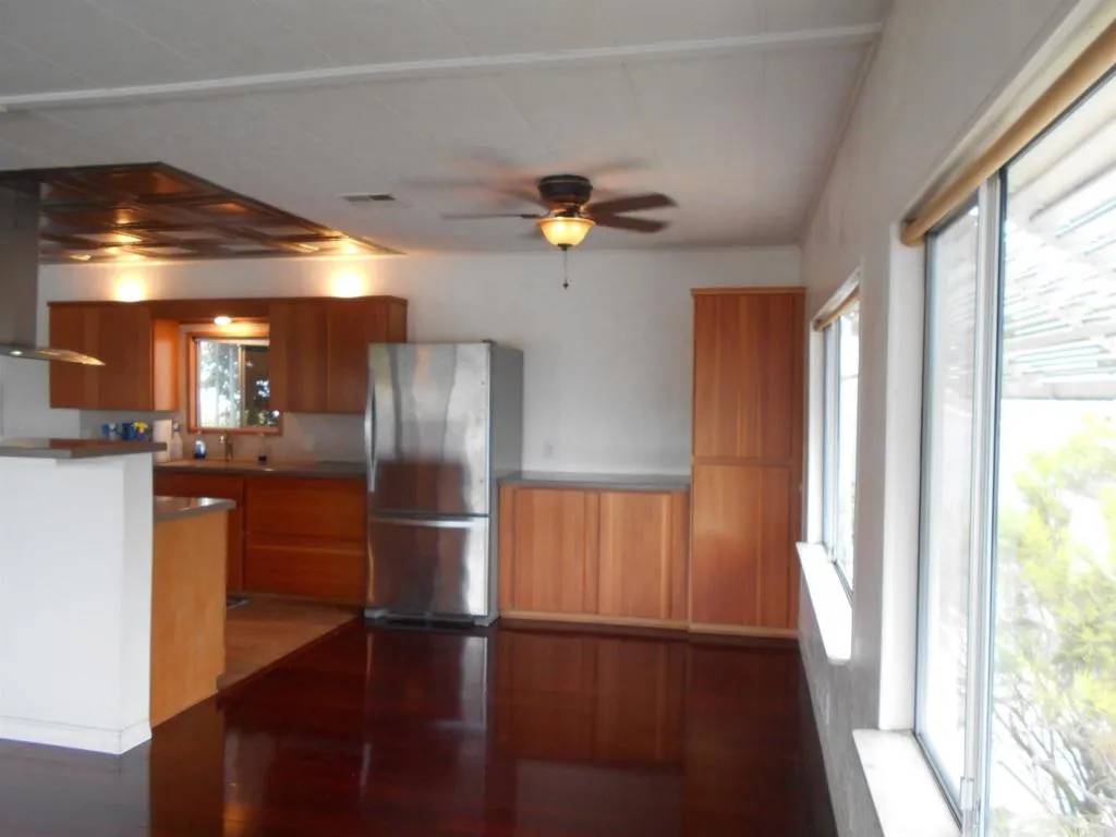 San Diego, CA 92105,2003 Bayview Hts #80