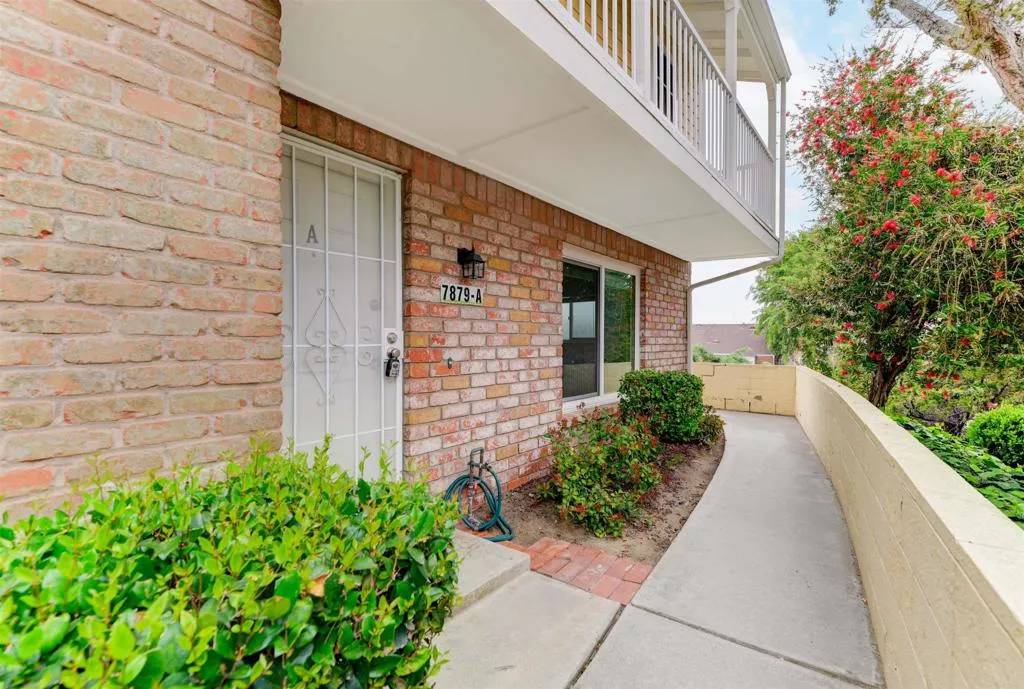 Santee, CA 92071,7879 Rancho Fanita #A