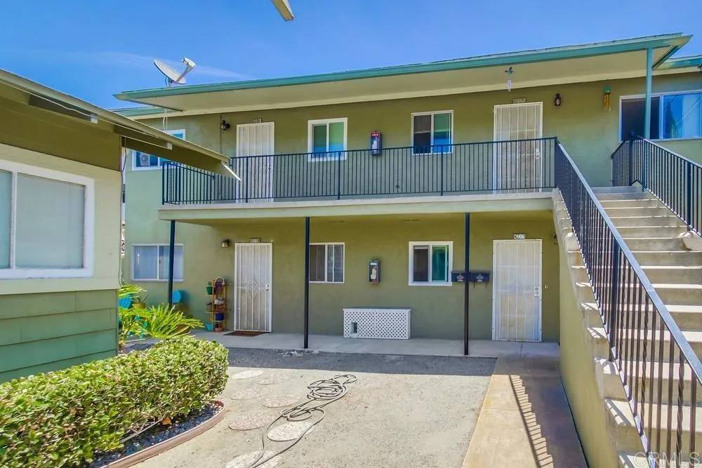 San Diego, CA 92103,4217 3rd Avenue