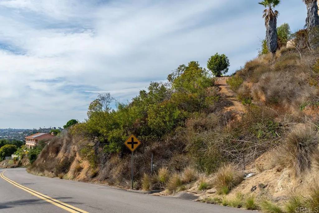 La Mesa, CA 91941,0 Grandview