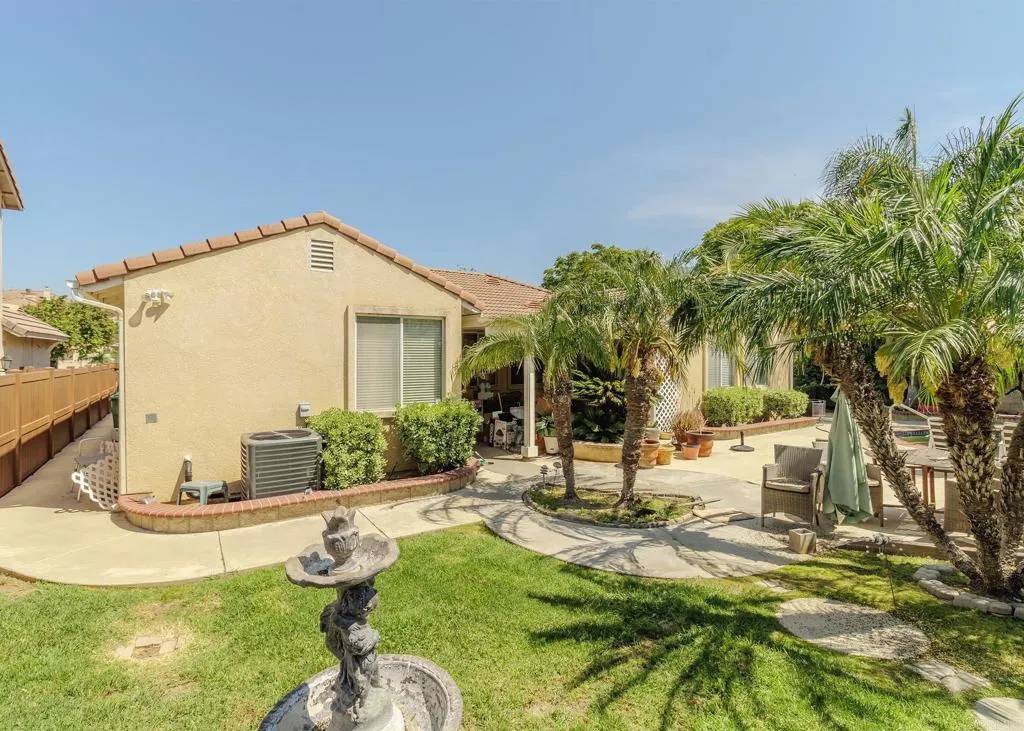 Corona, CA 92882,3696 Logan Circle