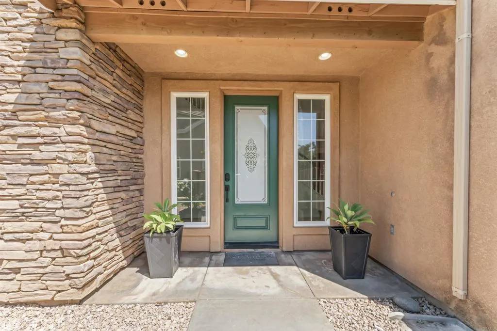 San Marcos, CA 92069,1862 Eagle Rock Dr.