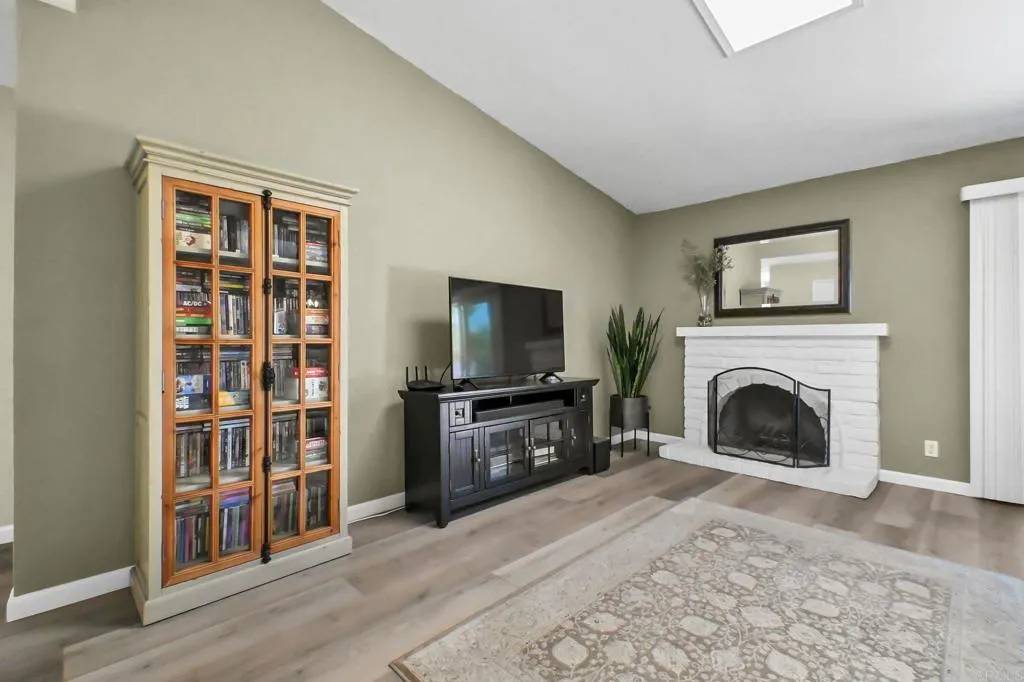Escondido, CA 92026,1825 Cortez Avenue
