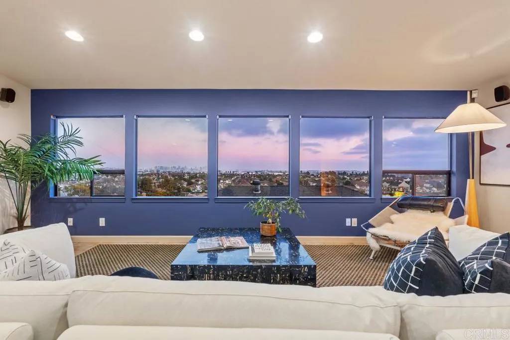 San Diego, CA 92106,3145 Quimby Street