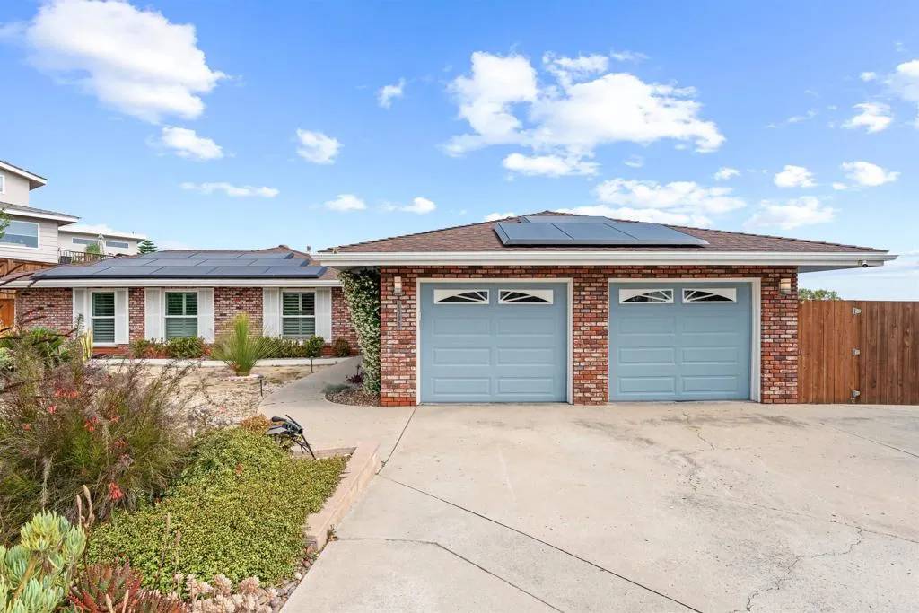 El Cajon, CA 92020,1308 Hacienda Dr