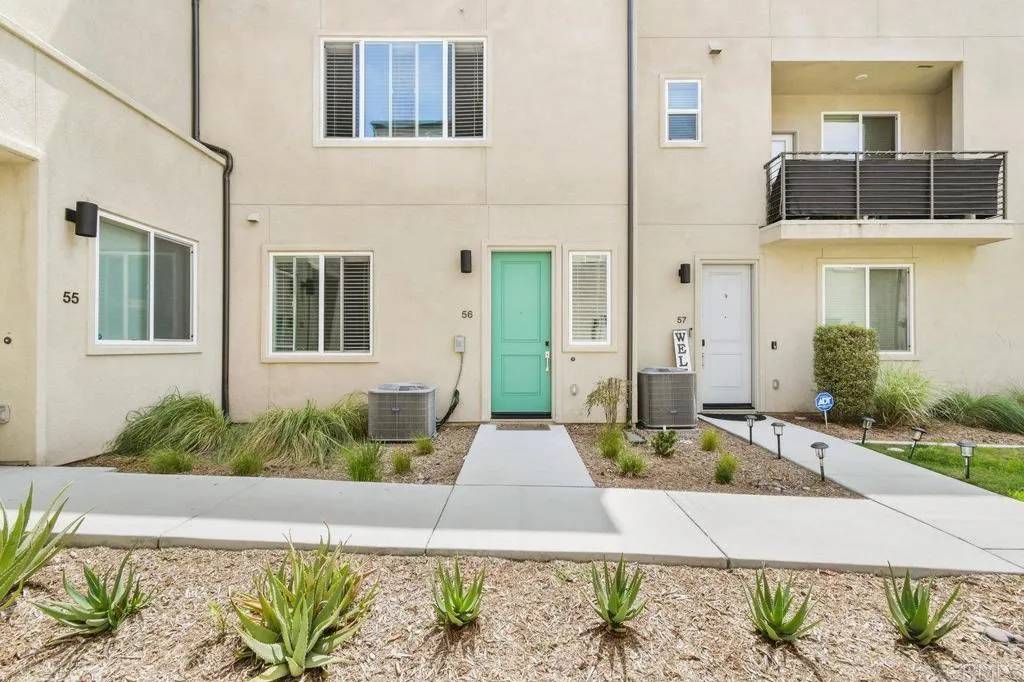 San Diego, CA 92154,5224 Beachfront Cove St #56