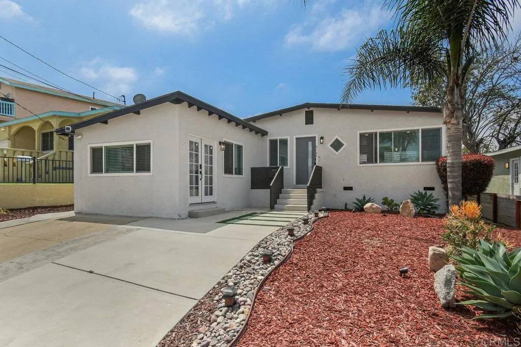 San Diego, CA 92139,6127 Winchester Street