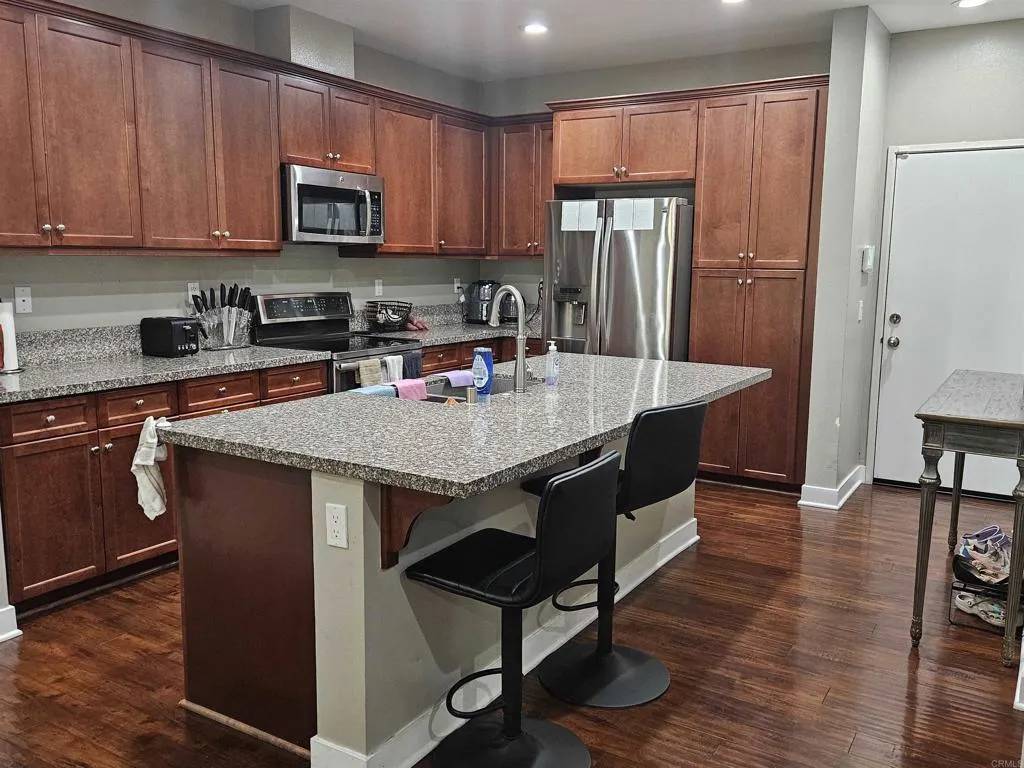 Santee, CA 92071,7508 EAGLE Drive