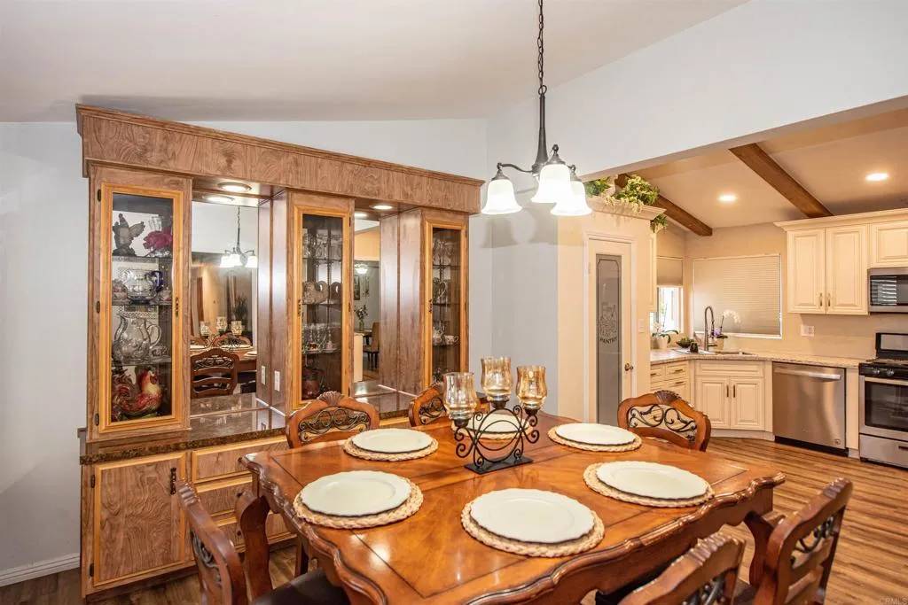 Murrieta, CA 92563,38210 Via Taffia.