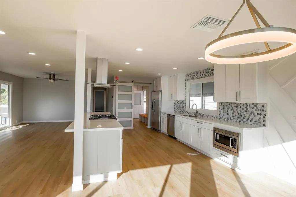 Spring Valley, CA 91977,275 S Worthington