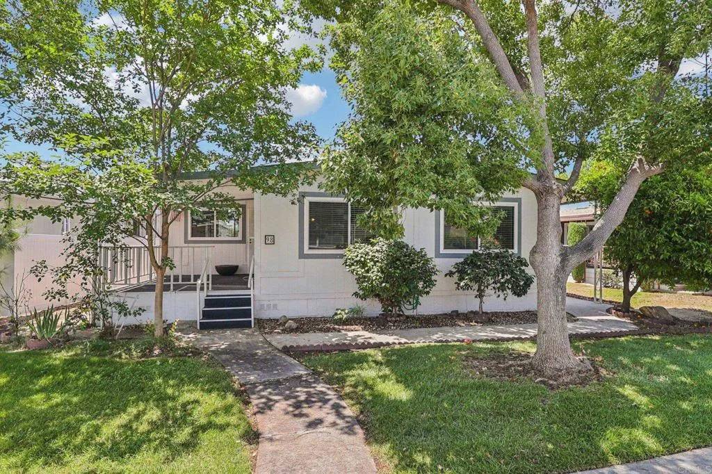 Santee, CA 92071,9255 N Magnolia #SPC 98