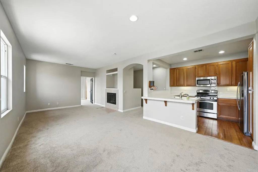 Chula Vista, CA 91915,2755 Castlehill Rd #1