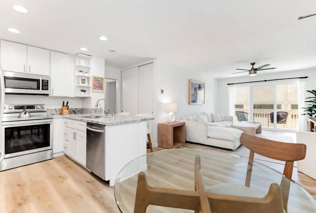 San Diego, CA 92109,4600 Lamont Street #106