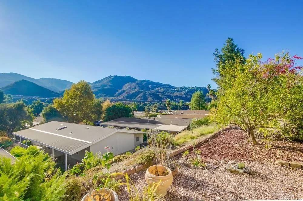 Escondido, CA 92026,8975 Lawrence Welk Drive #211