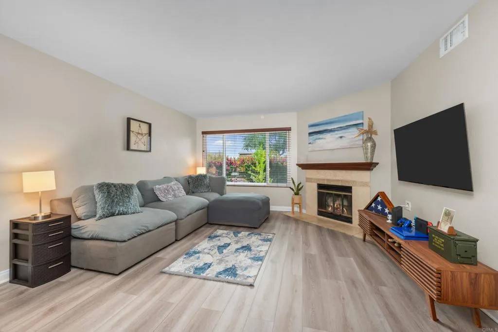 Santee, CA 92071,9829 Caspi Gardens Drive #5